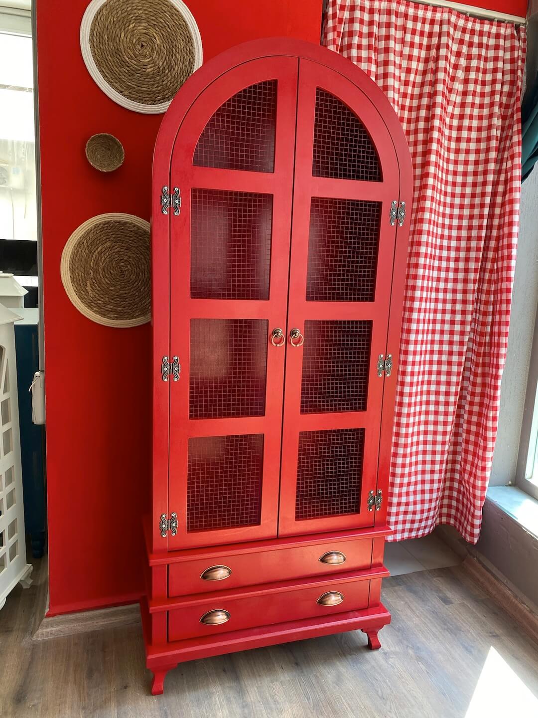 vintage-urunler-yasam-tel-dolap-kirmizi-turuncu-atolye-10