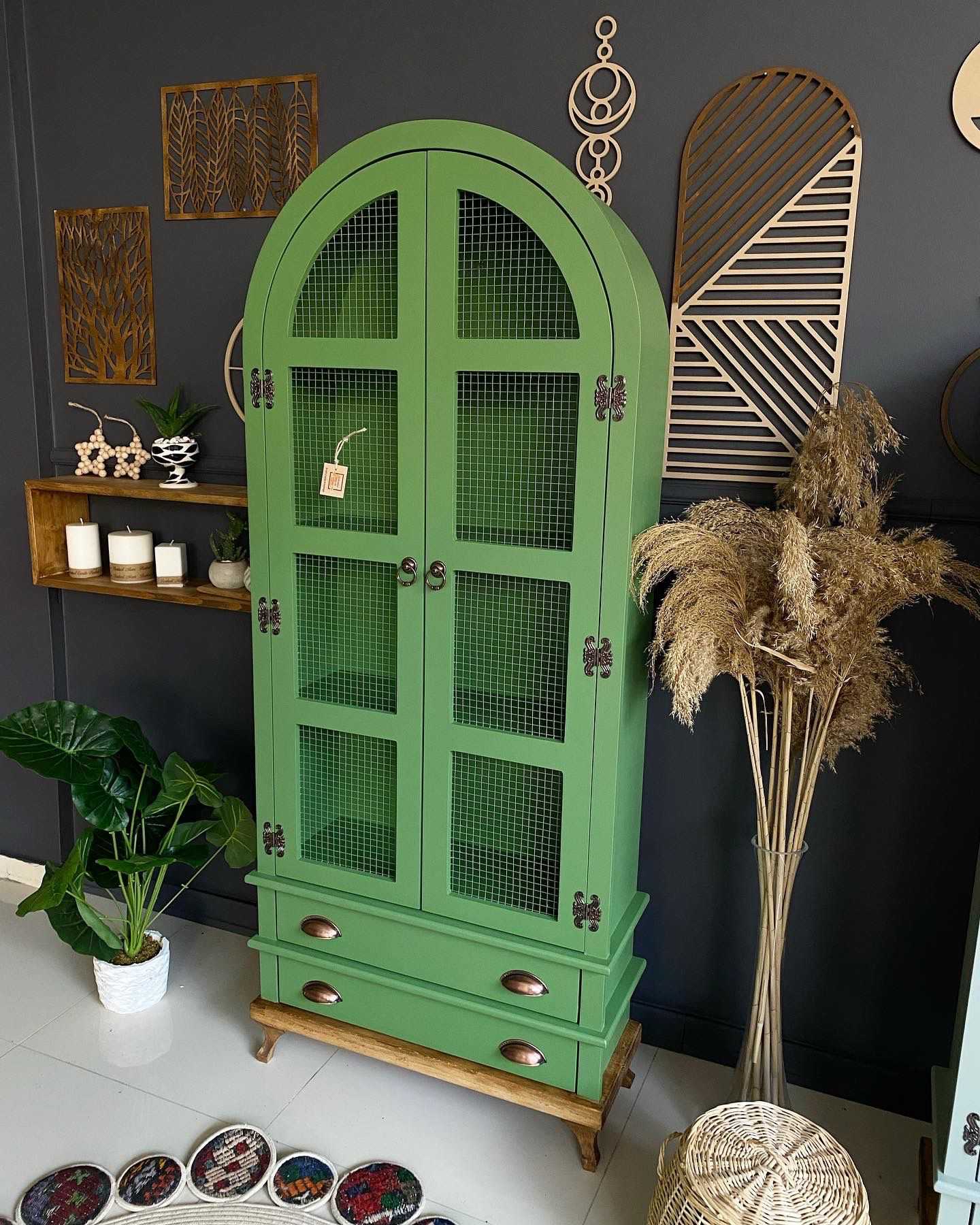 8f6b9bab-3956-4f60-a81e-0caafaac69c7